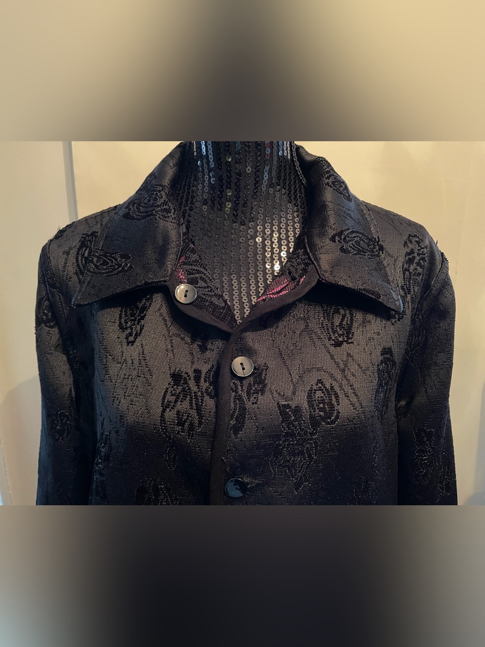 Black & Magenta Floral Button-Front Shirt /Jacket Revisable - Picture 6 of 10